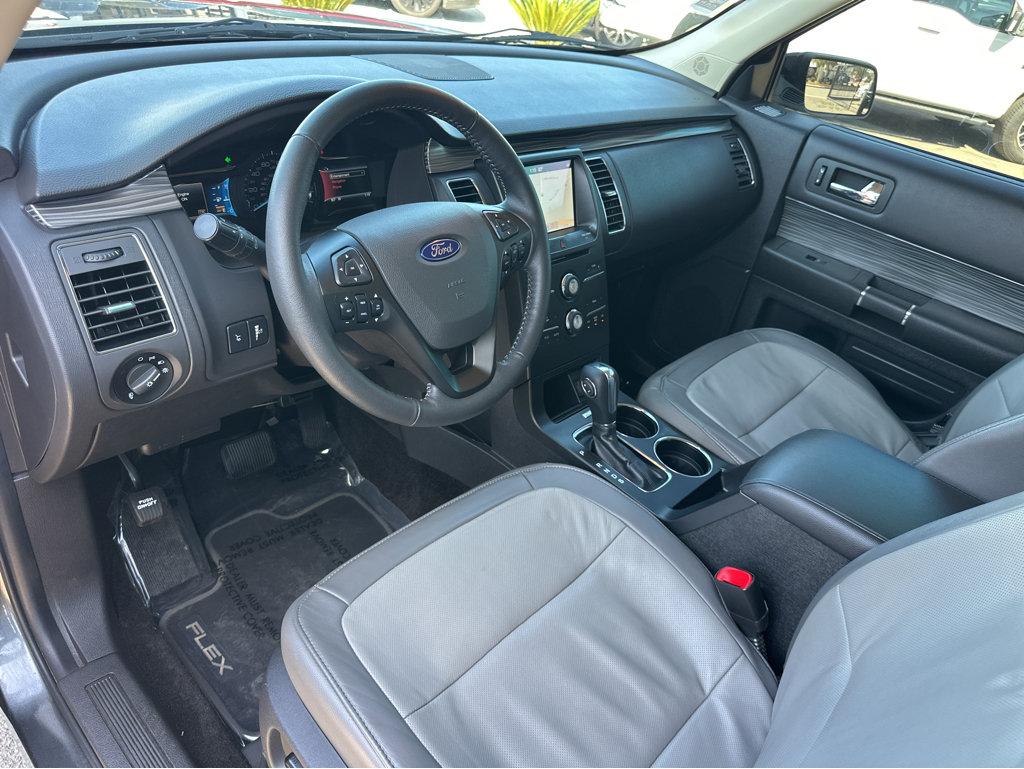 Ford Flex photo 16