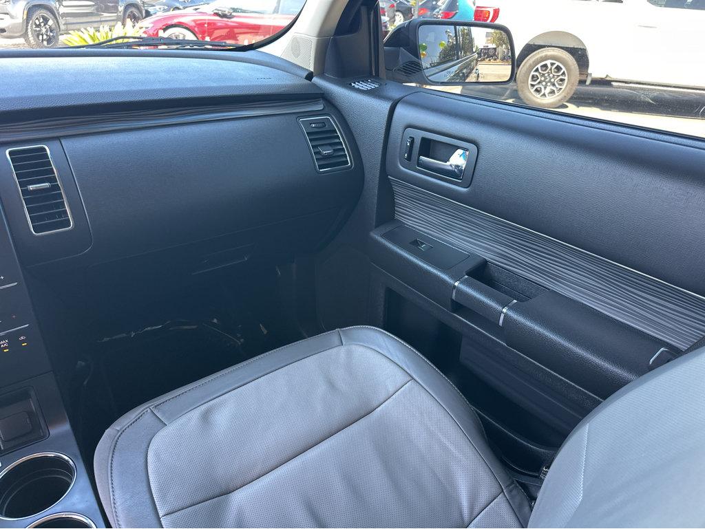 Ford Flex photo 18