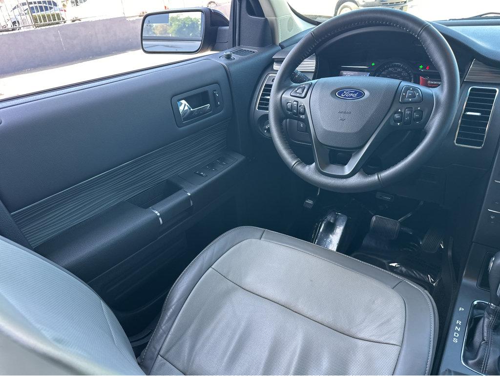 Ford Flex photo 19