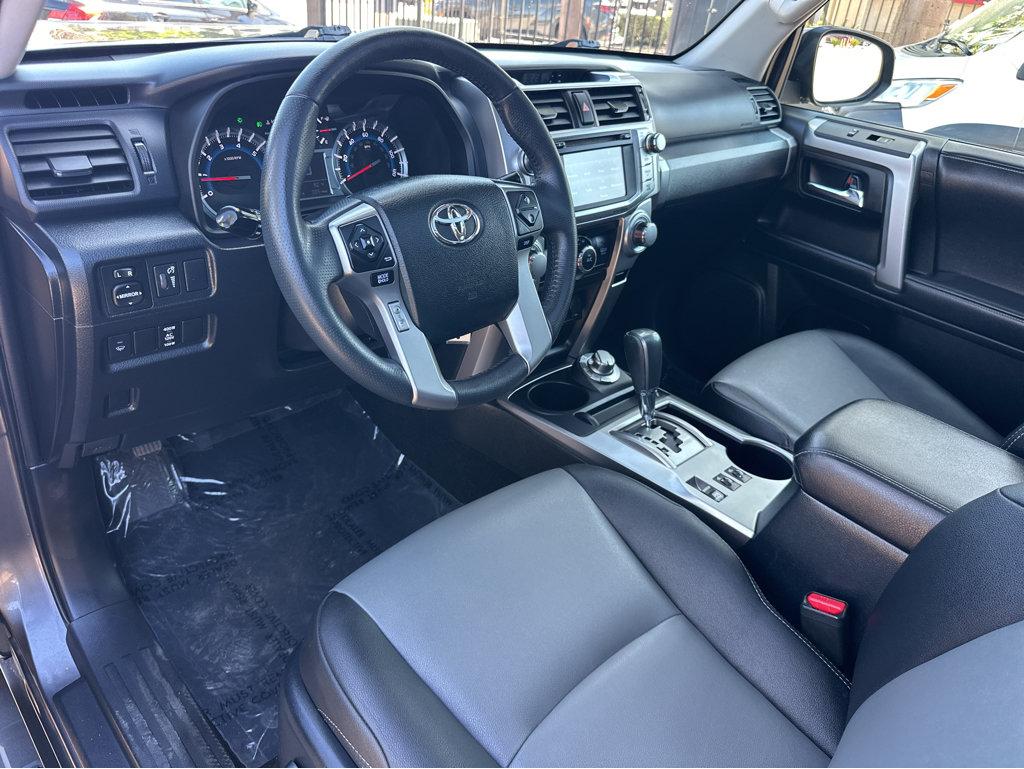Toyota 4Runner photo 16