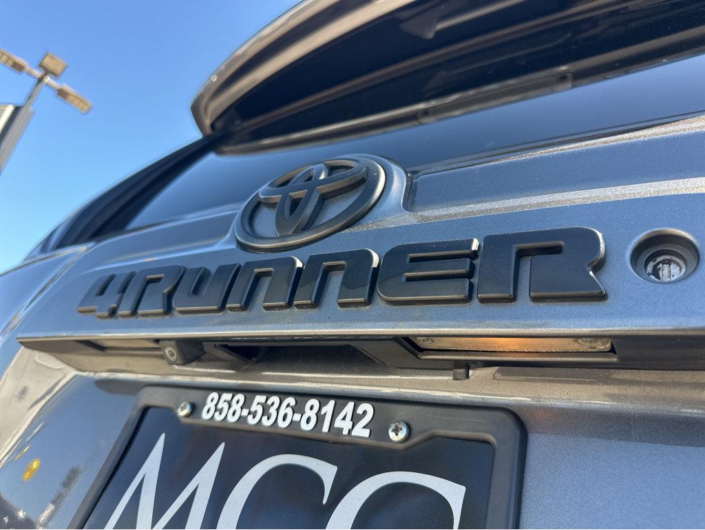 Toyota 4Runner photo 38