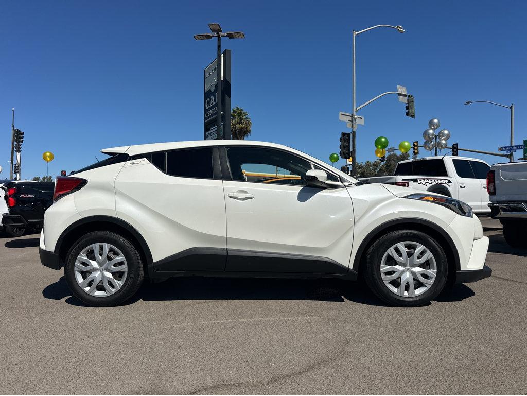 Toyota C-HR photo 36