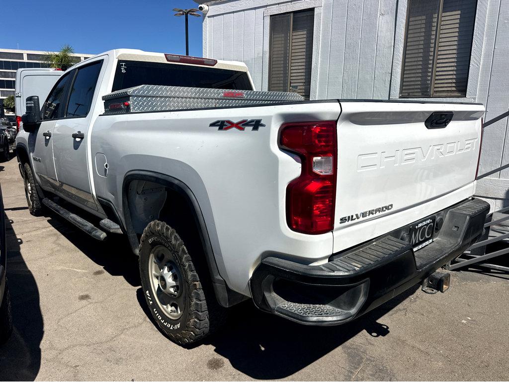 Chevrolet Silverado photo 4