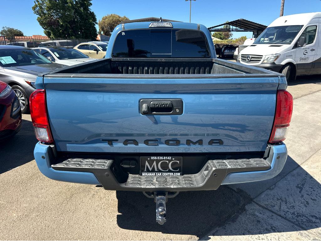 Toyota Tacoma photo 5