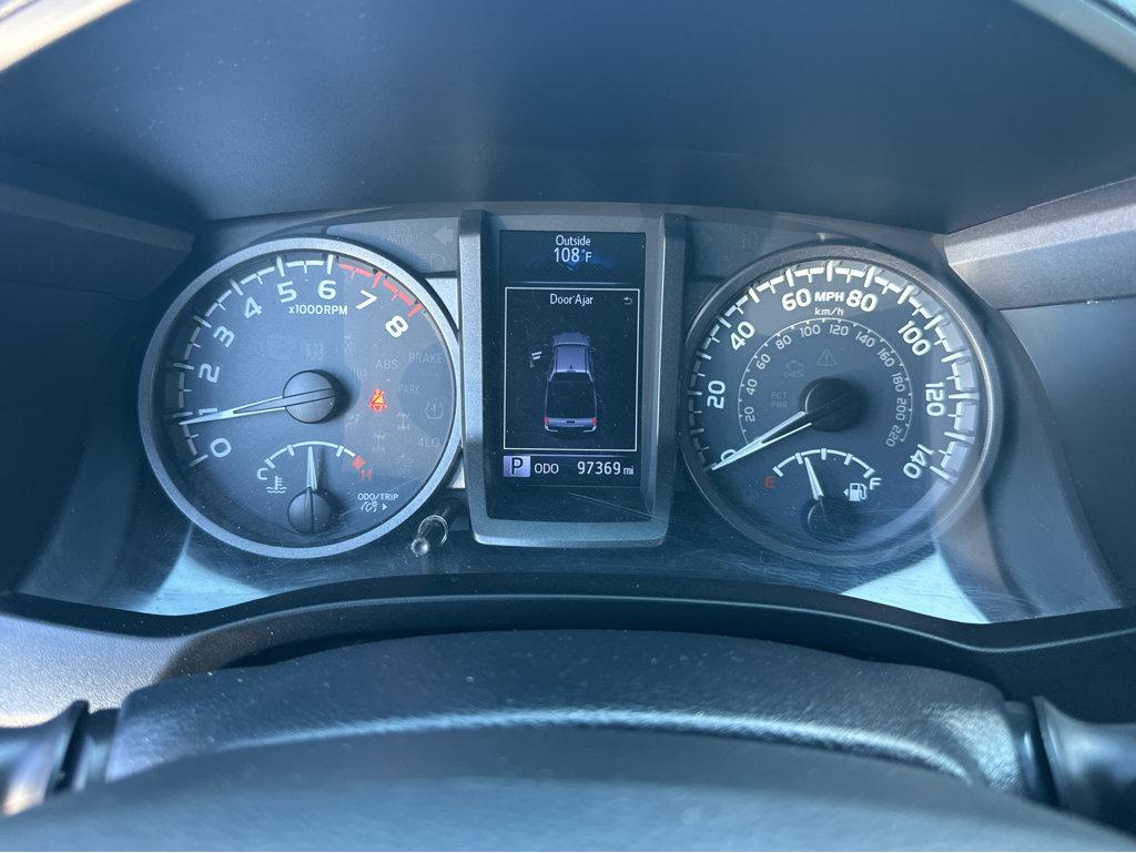 Toyota Tacoma photo 20