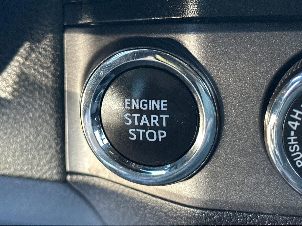 Toyota Tacoma photo 23