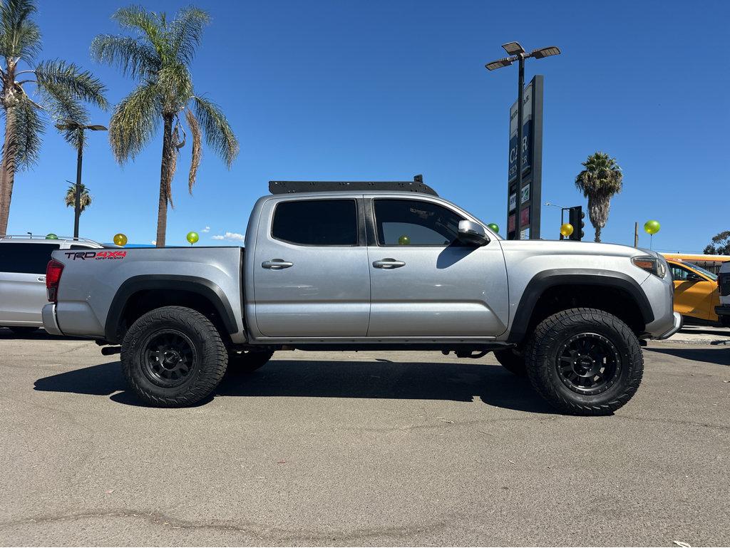 Toyota Tacoma photo 40