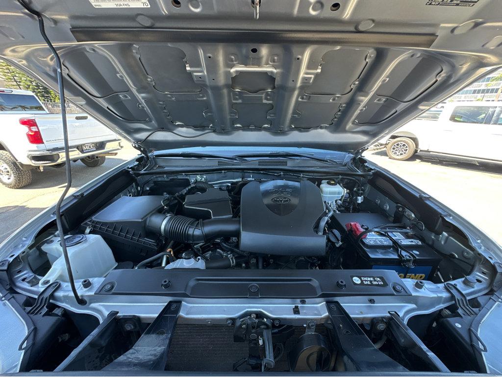 Toyota Tacoma photo 43