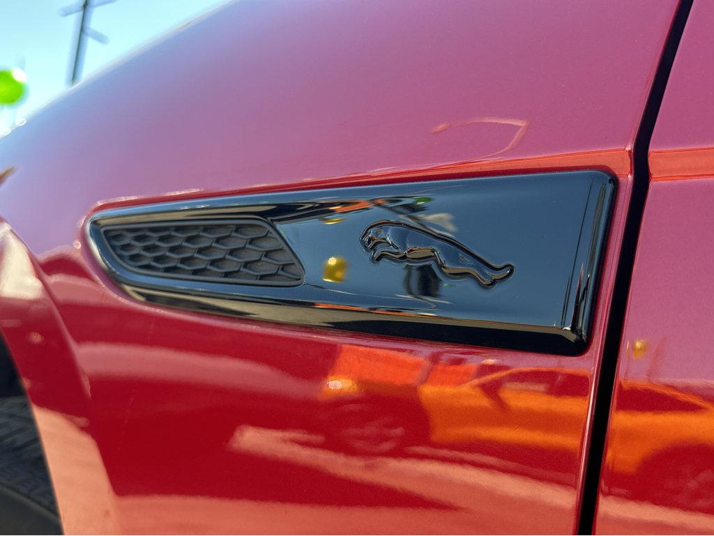 Jaguar F-PACE photo 41