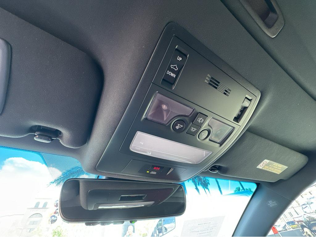 Lexus GS350 photo 24