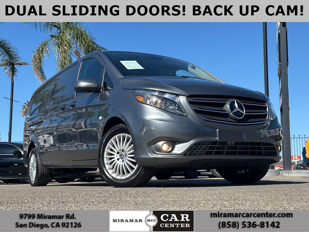 2022 Mercedes-Benz Metris Cargo Van Standard Roof 135" Wheelbase