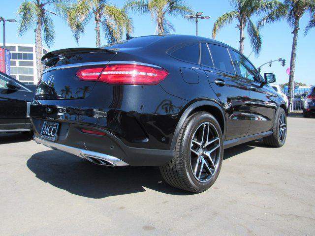 Wald Gives the Mercedes-Benz GLE Coupe a Blacked-Out Look