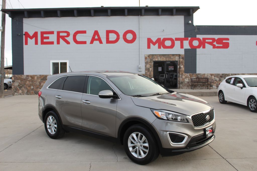 2017 Kia Sorento L