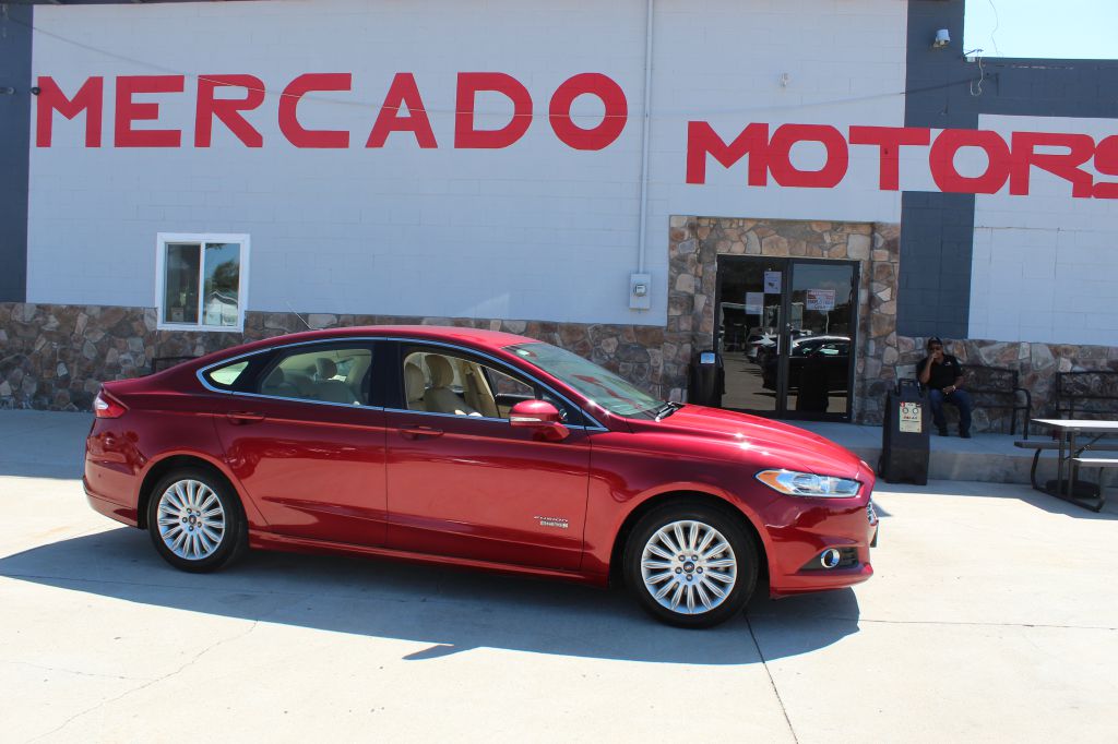 2014 Ford Fusion Energi SE Luxury