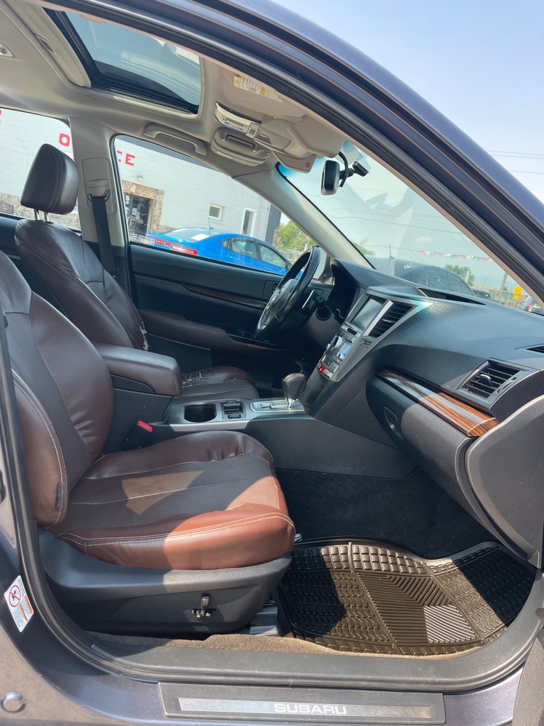 2014 Subaru Outback 2.5i Limited - Photo 15