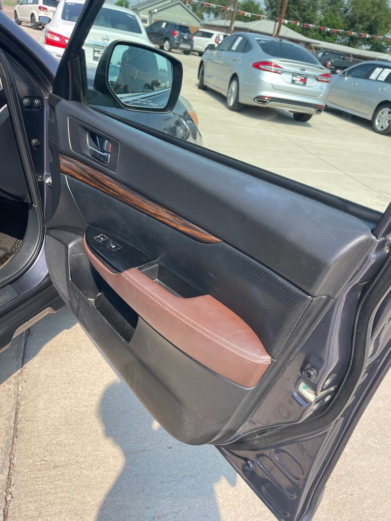 2014 Subaru Outback 2.5i Limited - Photo 16