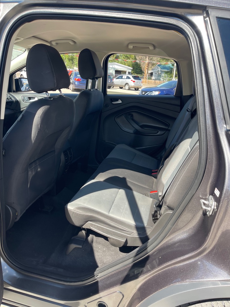 2015 Ford Escape SE - Photo 10