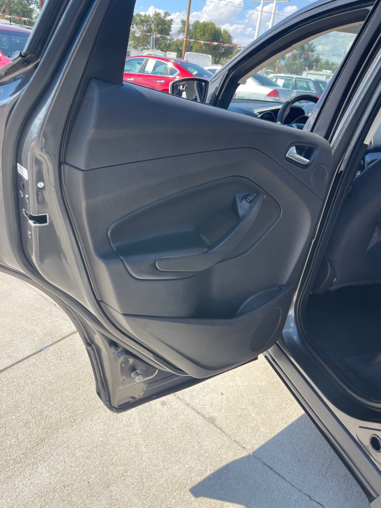 2015 Ford Escape SE - Photo 11