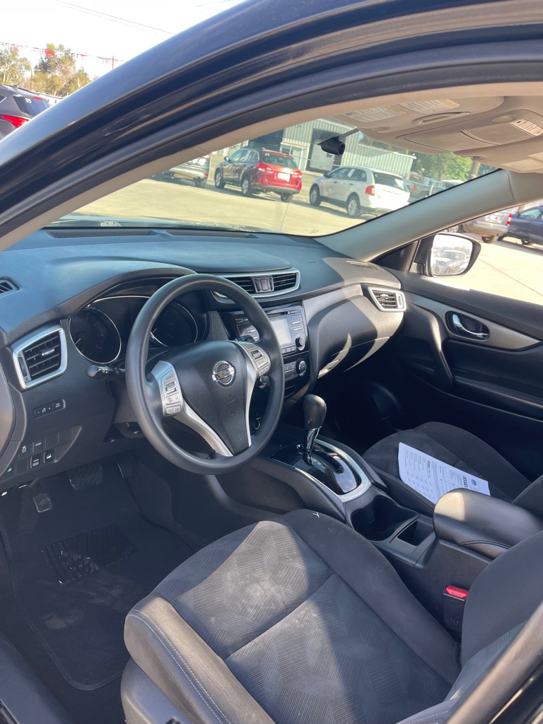 2015 Nissan Rogue S - Photo 9