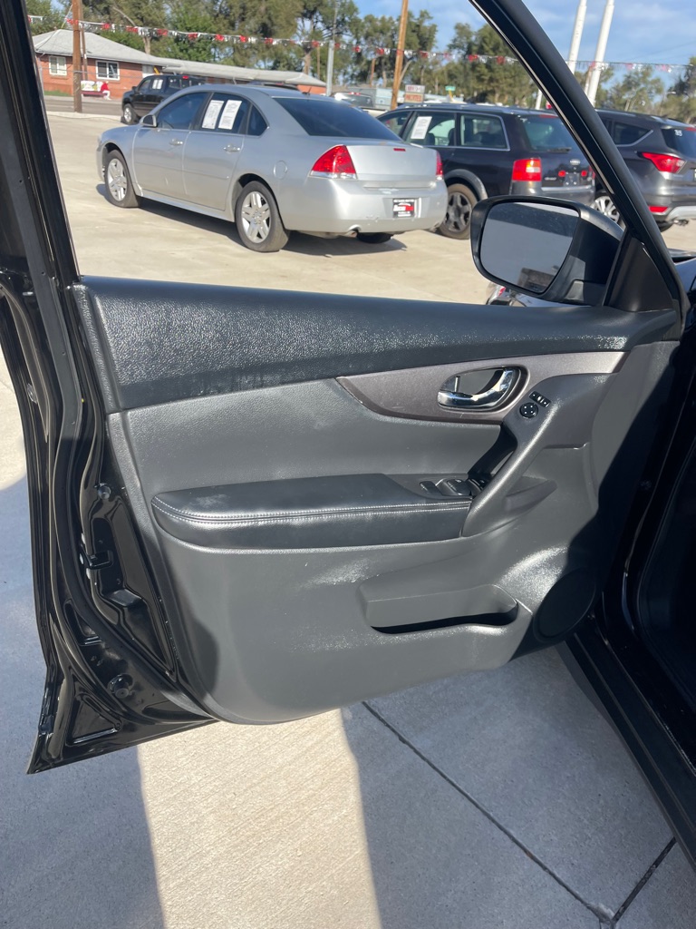 2015 Nissan Rogue S - Photo 10