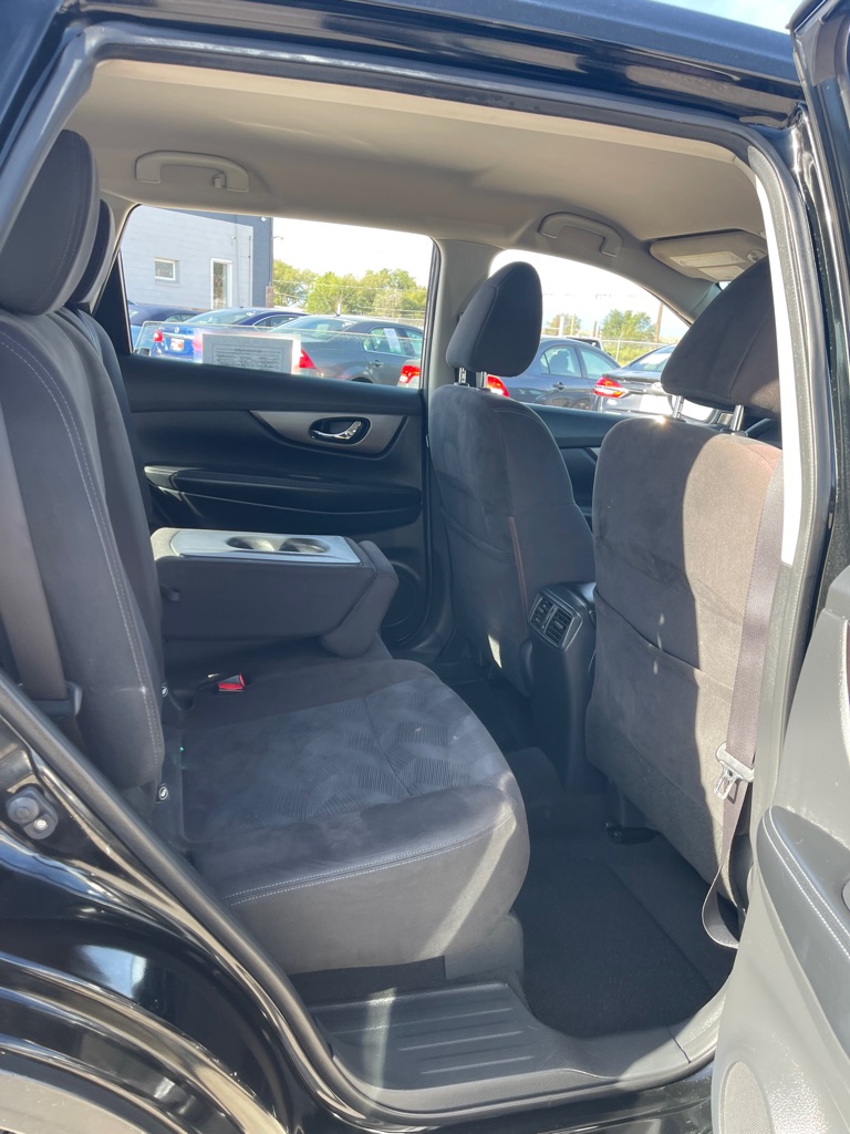 2015 Nissan Rogue S - Photo 14