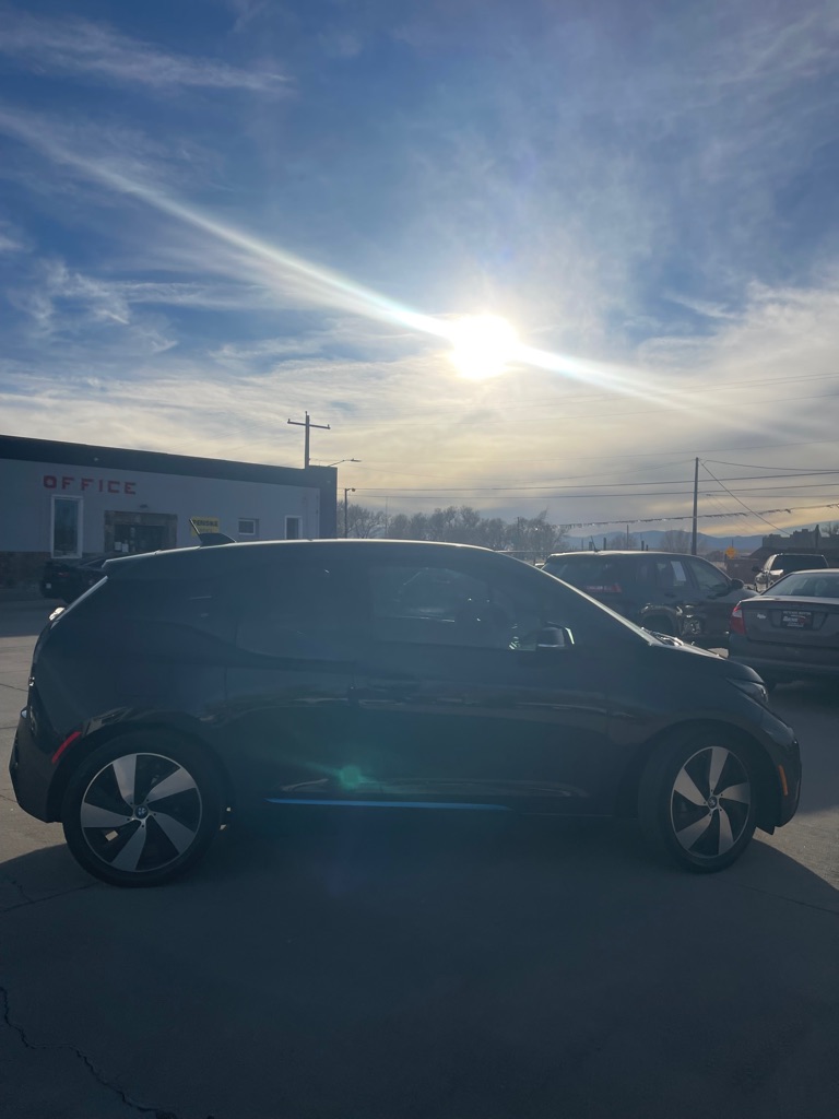 2015 Bmw i3 3-Series photo 2