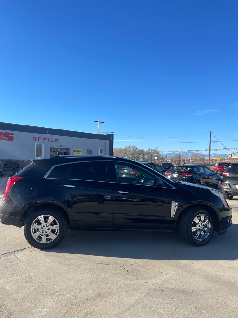 2014 Cadillac SRX Luxury photo 2