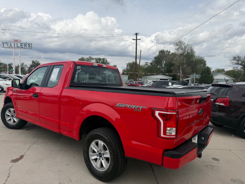 Ford F-150 photo 4