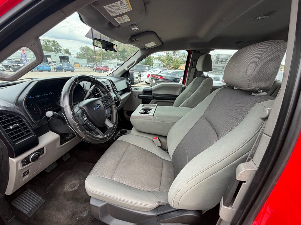 Ford F-150 photo 7