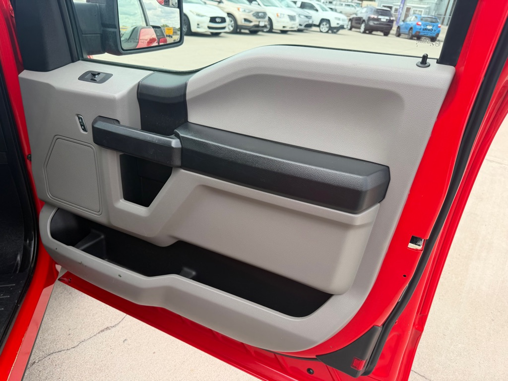 Ford F-150 photo 16