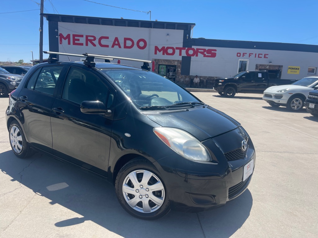 2010 Toyota Yaris 5-Door Liftback AT's photo