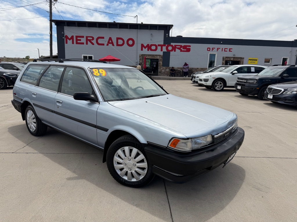 1989 Toyota Camry's photo