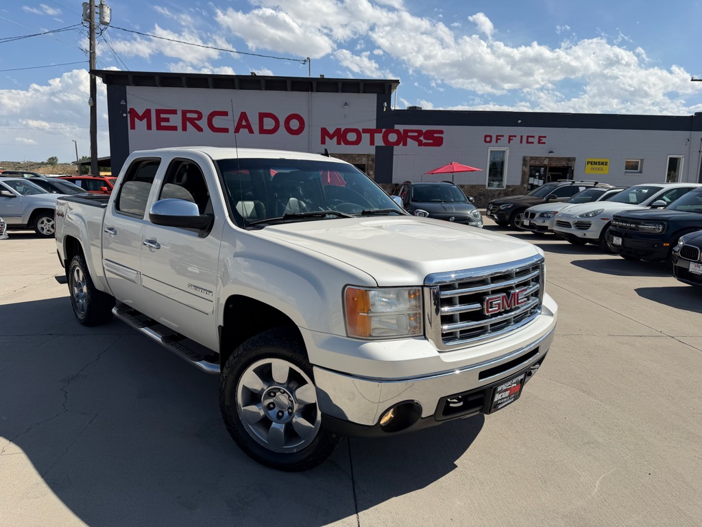 2011 GMC Sierra 4WD Crew Cab SLT SWB's photo