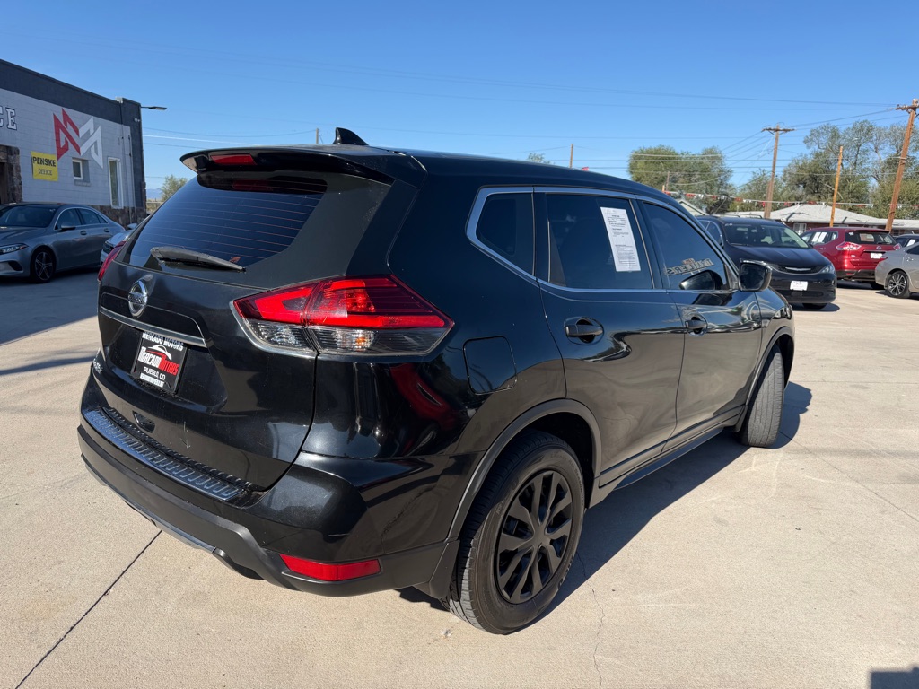 Nissan Rogue photo 3