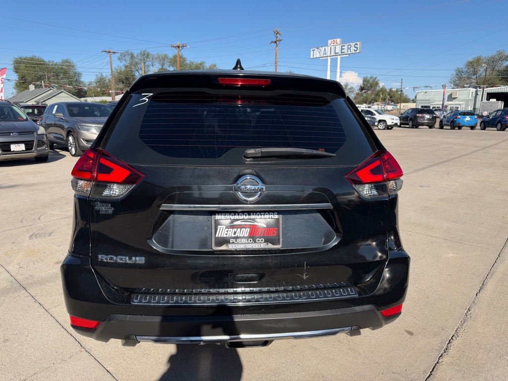 Nissan Rogue photo 4