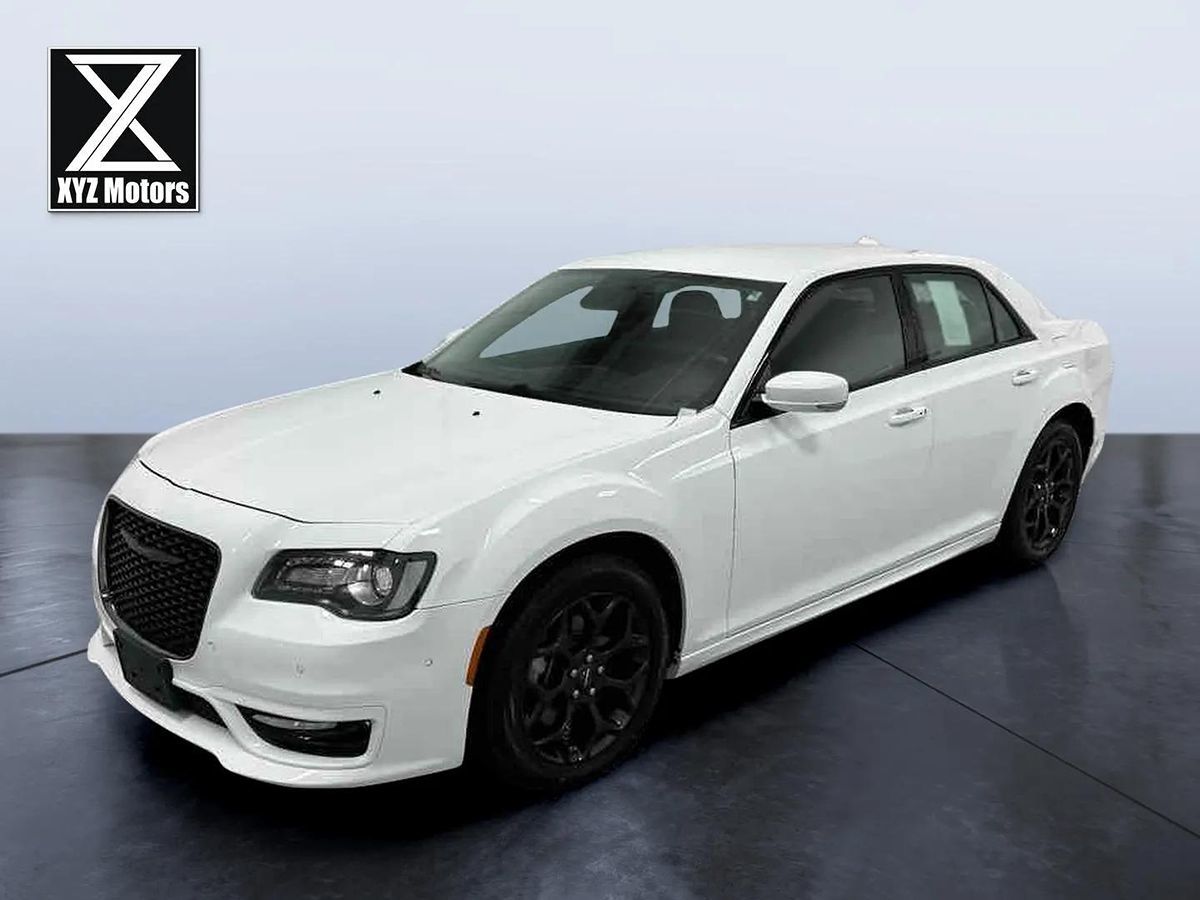 2022 Chrysler 300 Touring L