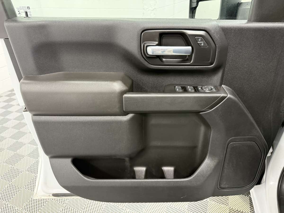 2021 Chevrolet Silverado 3500HD Work Truck photo 3