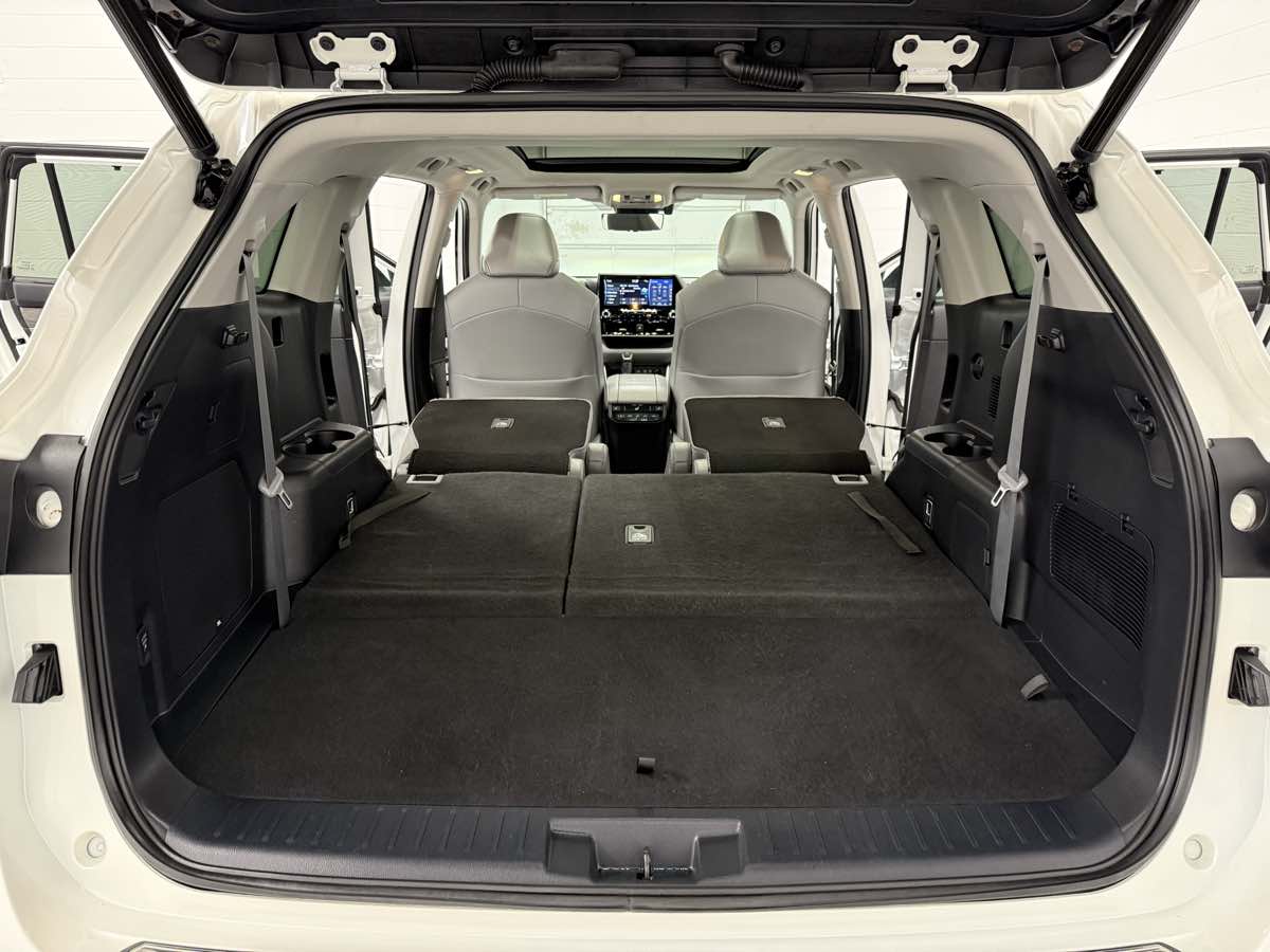 Sold 2021 Toyota Highlander Hybrid Platinum in Grand Rapids
