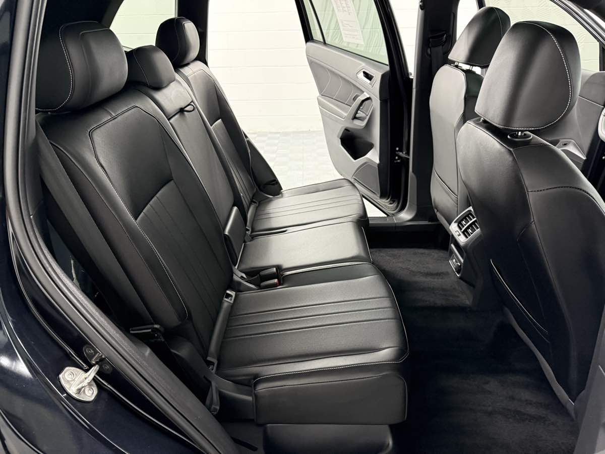 2024 Volkswagen Tiguan SE R-Line Black photo 7