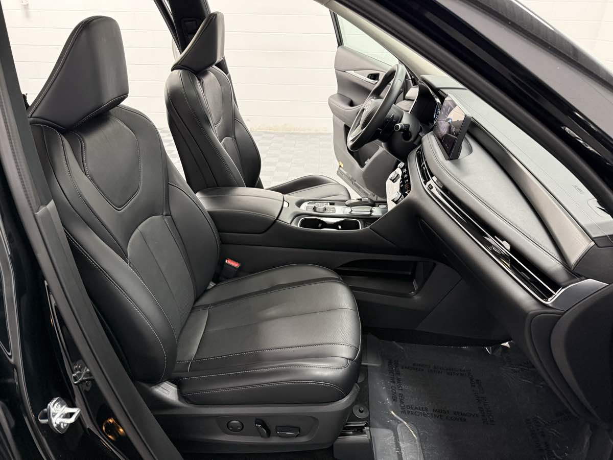 Sold 2024 INFINITI QX60 LUXE in Grand Rapids