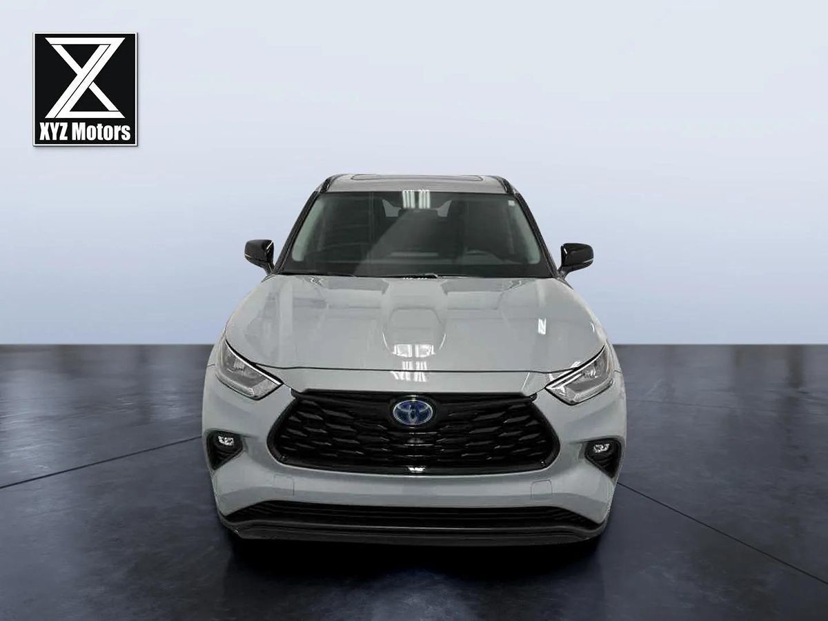 Sold 2024 Toyota Highlander Hybrid XLE Nightshade in Grand Rapids