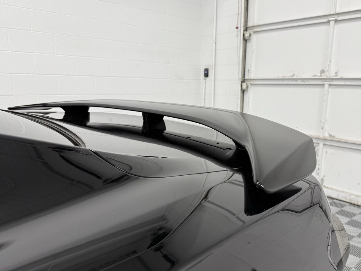 2019 Chevrolet Camaro 2SS photo 2