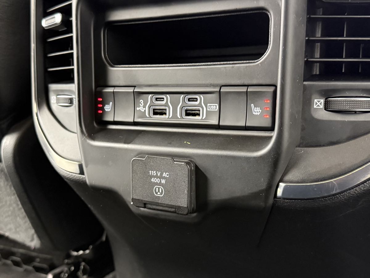 2020 Ram 1500 Limited photo 28