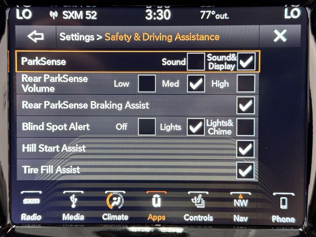 2019 Jeep Cherokee High Altitude photo 21