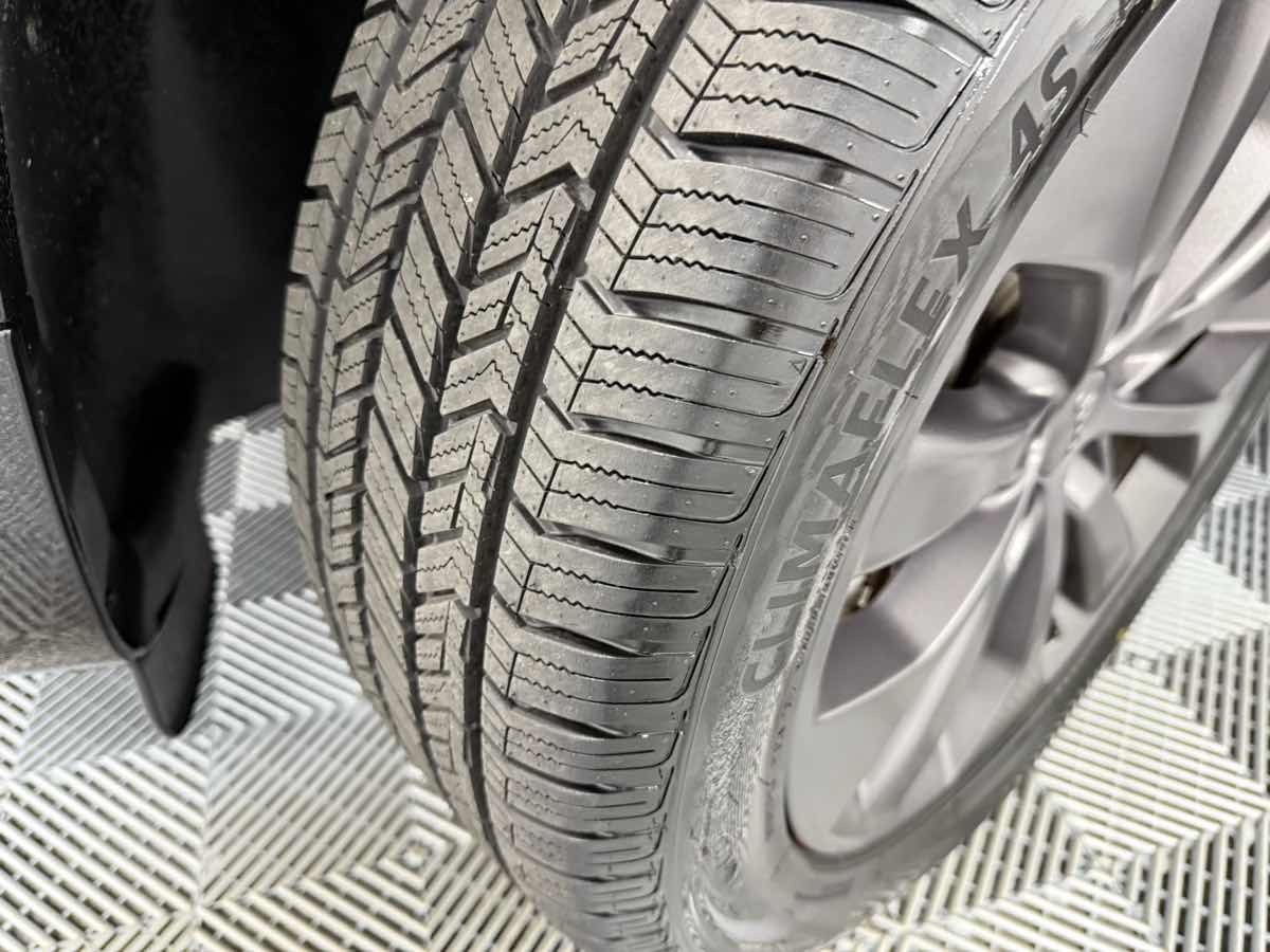 2019 Jeep Cherokee High Altitude photo 28