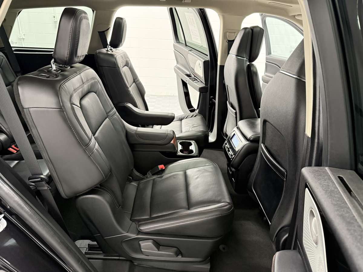 2023 Lincoln Aviator Reserve photo 16