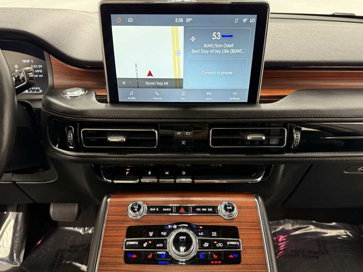 2023 Lincoln Aviator Reserve photo 25