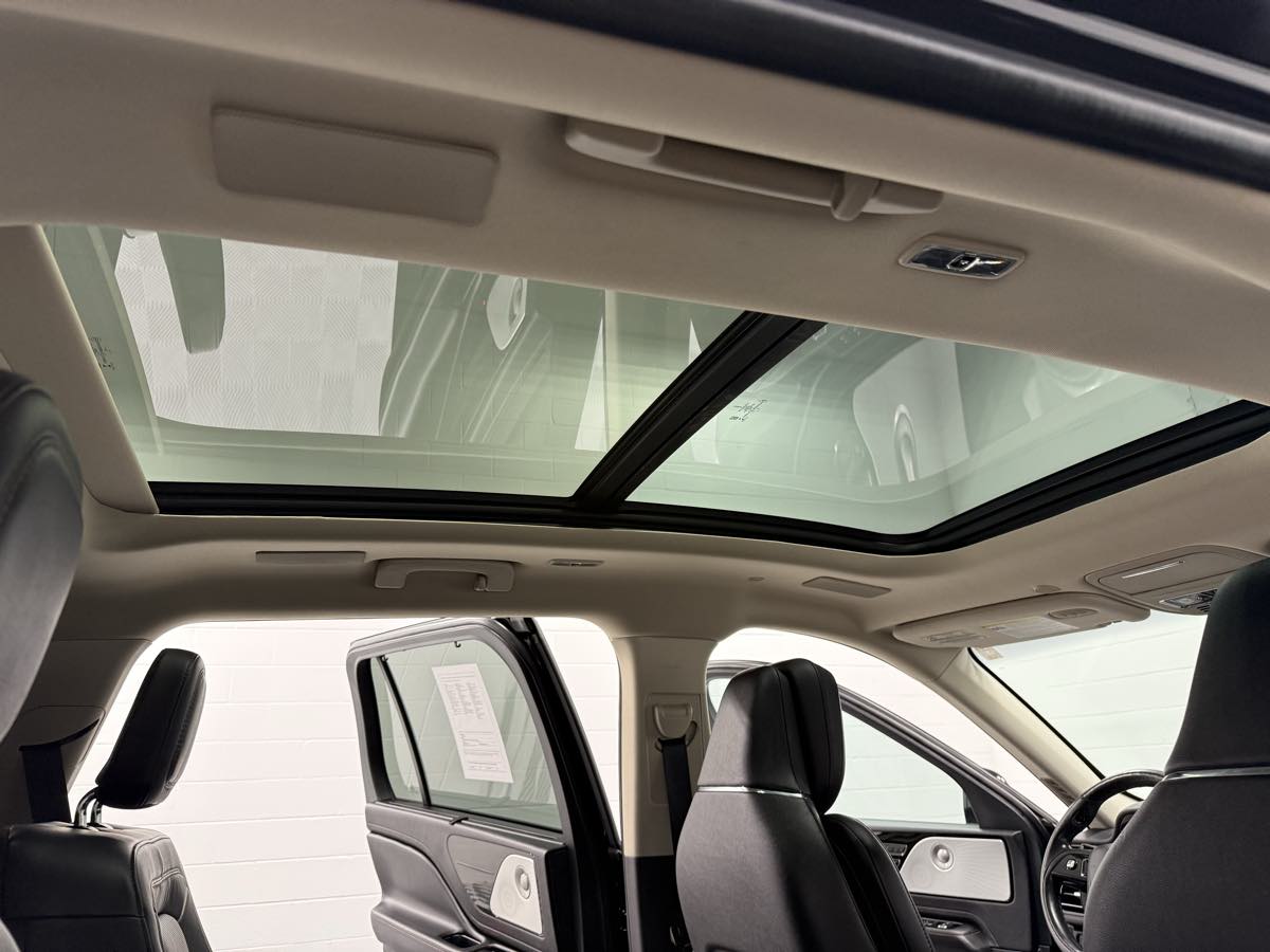 2023 Lincoln Aviator Reserve photo 35