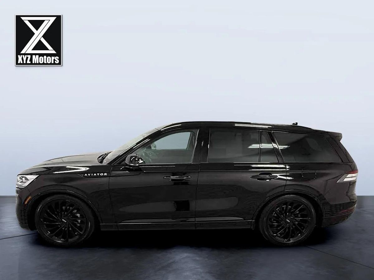 2023 Lincoln Aviator Reserve photo 3