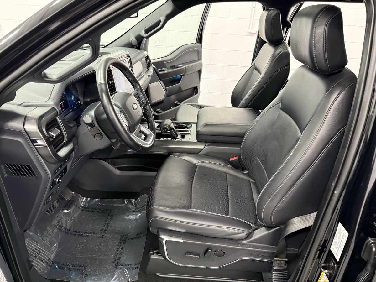 2024 Ford F-150 Lariat photo 11